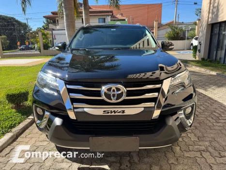 HILUX SW4 2.8 SRX 4X4 7 Lugares 16V Turbo Intercooler