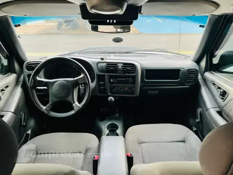 BLAZER 2.4 MPFI Advantage 4X2