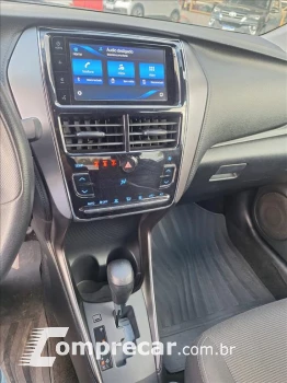 YARIS 1.5 16V FLEX SEDAN XL LIVE MULTIDRIVE