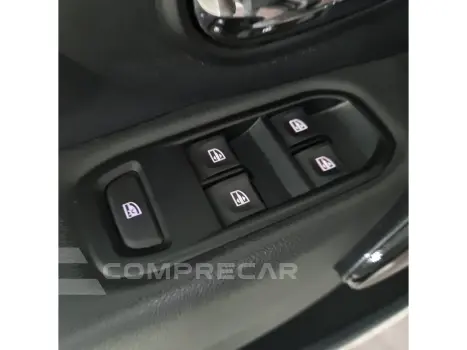 SANDERO 1.6 16V SCE FLEX STEPWAY ICONIC X-TRONIC
