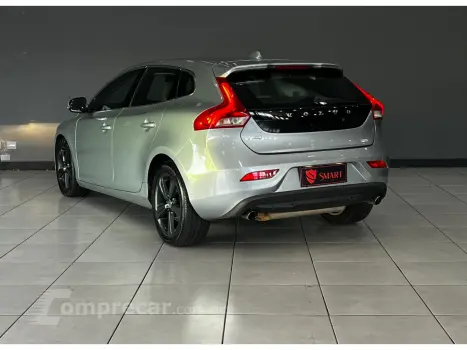 V40 2.0 T4 DYNAMIC TURBO GASOLINA 4P AUTOMÁTICO