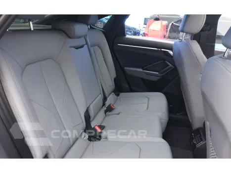 Q3 2.0 40  TFSI GASOLINA SPORTBACK PERFORMANCE BLACK PLUS QU