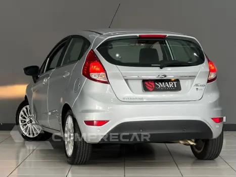 FIESTA 1.6 TITANIUM HATCH 16V FLEX 4P POWERSHIFT