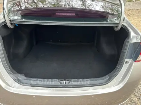 YARIS 1.5 16V FLEX SEDAN XL PLUS TECH MULTIDRIVE
