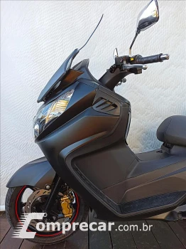 MAXSYM 400I