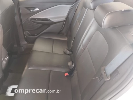 ONIX 1.0 Turbo Plus Premier