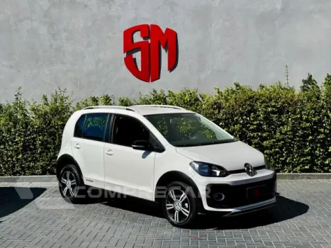 Volkswagen UP - 1.0 170 TSI TOTAL XTREME 4P MANUAL 4 portas