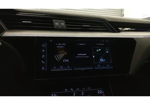 Q8 E-TRON 55 ELÉTRICO PERFORMANCE BLACK QUATTRO