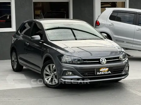 Volkswagen POLO 1.0 200 TSI COMFORTLINE AUTOMÁTICO 4 portas