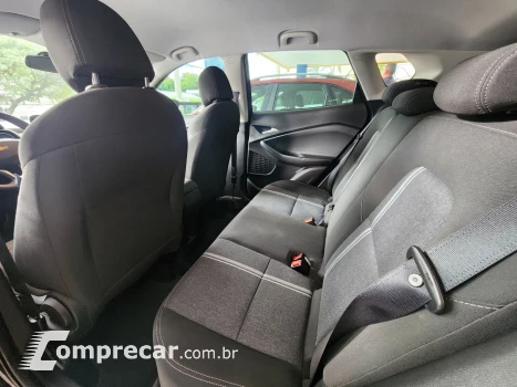 TRACKER LT 1.0 Turbo 12V Flex Aut.