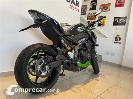 Z900RS R EDITION