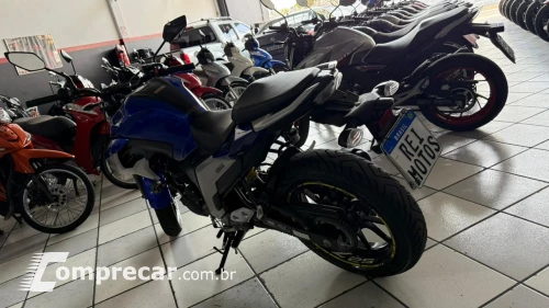 FZ25 ABS