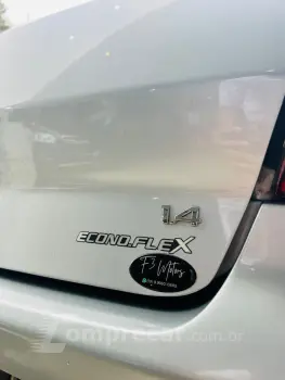 VOYAGE 1.0/1.0 City Mi Total Flex 8V 4p