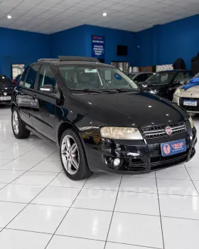 Fiat STILO 1.8 MPI Blackmotion 8V 4 portas