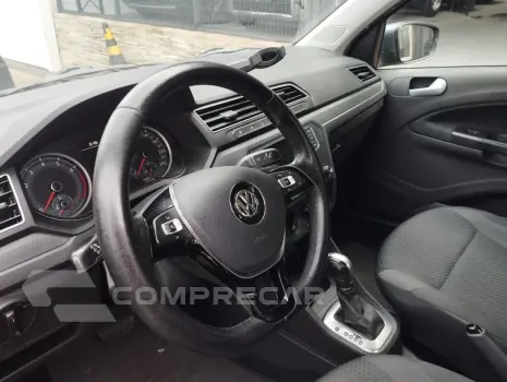 Voyage 1.6 4P FLEX AUTOMÁTICO