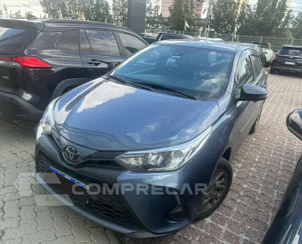 Toyota YARIS 1.5 16V FLEX SEDAN XLS CONNECT MULTIDRIVE 4 portas