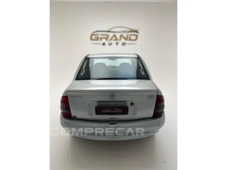 CLASSIC 1.0 MPFI LIFE 8V FLEX 4P MANUAL