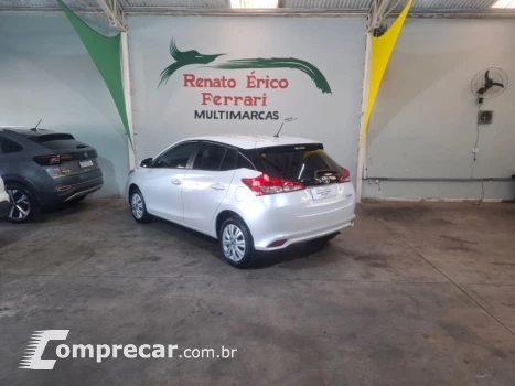 YARIS 1.5 16V Sedan XL Live