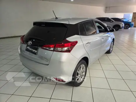 Yaris Hatch 1.5 16V 4P FLEX XS CONNECT MULTIDRIVE AUTOMÁTICO