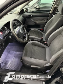 GOLF 1.6 MI 8V