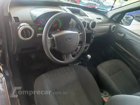 ECOSPORT 1.6 Freestyle 8V