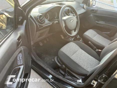 Fiesta Sedan 1.6 4P FLEX