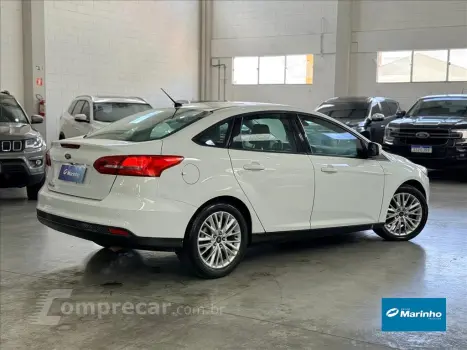 FOCUS 2.0 SE PLUS 16V FLEX 4P POWERSHIFT