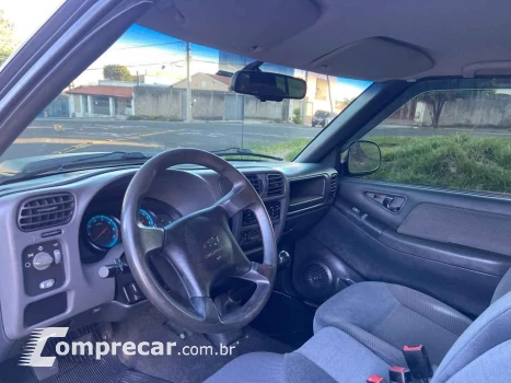 S10 2.4 MPFI 4X2 CD 8V