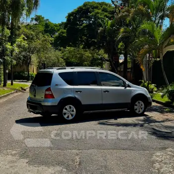 LIVINA 1.8 SL X-gear 16V