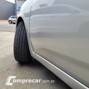 VERSA Advance 1.6 16V Flex Aut.