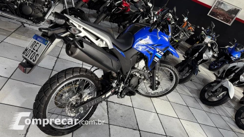 LANDER 250 ABS