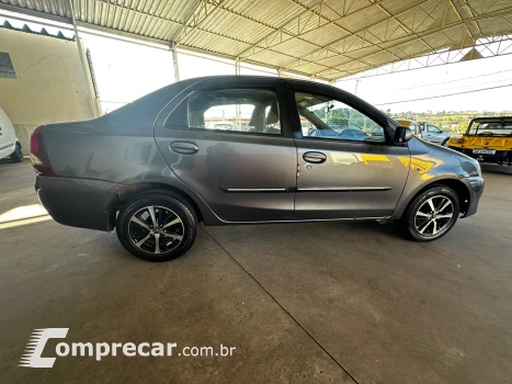 Etios sedan 1.5 xs