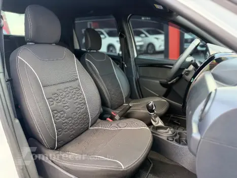 DUSTER OROCH Dyna. 2.0 Flex 16V Aut.