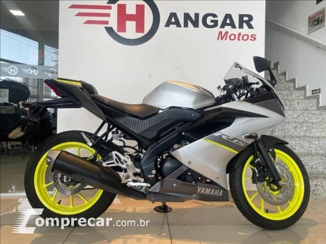 YZF R15