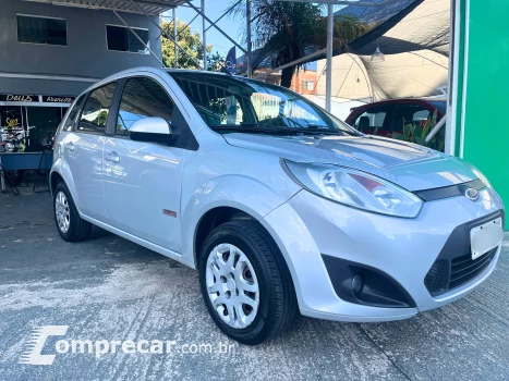 FIESTA 1.6 MPI Class Hatch 8V