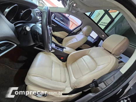 F-PACE 2.0 16V Turbo Prestige AWD
