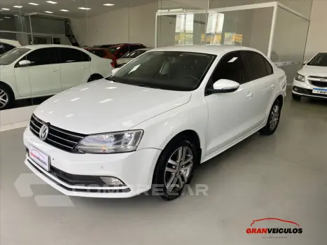 JETTA 2.0 COMFORTLINE FLEX 4P TIPTRONIC