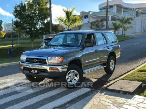 HILUX SW4 2.7 4X4 16V GASOLINA 4P MANUAL