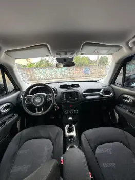 RENEGADE 1.8 16V Longitude