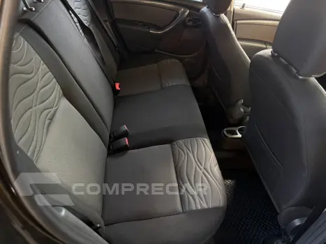 DUSTER TECHROAD 2.0 Hi-Flex 16V Aut.