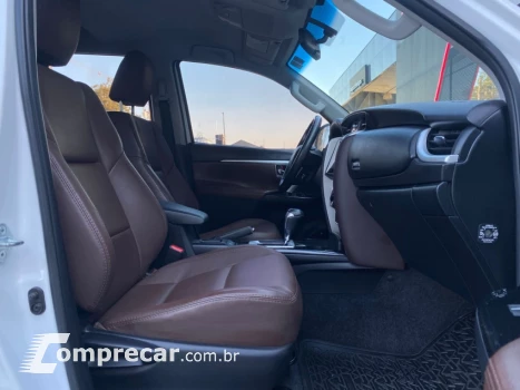 HILUX SW4 2.7 SR 4X2 16V