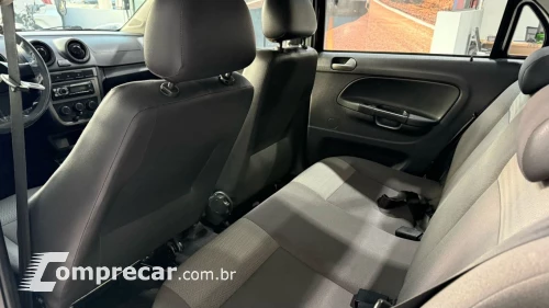 VOYAGE 1.0/1.0 City Mi Total Flex 8V 4p
