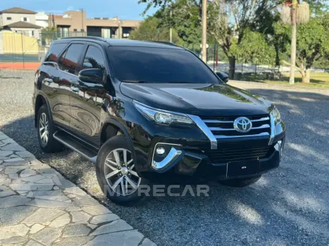 HILUX SW4 2.8 SRX 4X4 16V TURBO INTERCOOLER DIESEL 4P AUTOMÁ