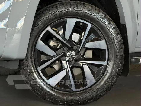 AMAROK 3.0 V6 TDI DIESEL BARRETOS 70 ANOS CD 4MOTION AUTOMÁT