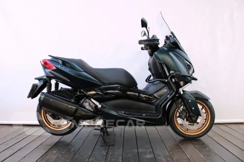 YAMAHA XMAX ABS