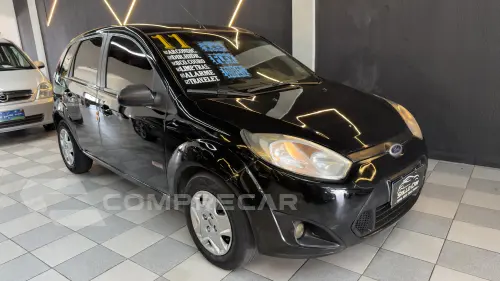 FIESTA 1.6 MPI Class Hatch 8V