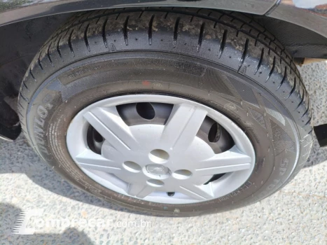 Classic Sedan 1.0 4P VHCE FLEX LS