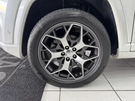 COMMANDER 2.0 Td380 Turbo Overland