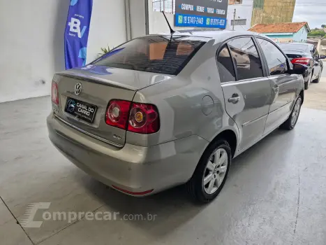 POLO SEDAN 2.0 MI Comfortline 8V