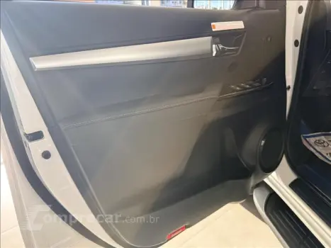 HILUX 2.8 D-4d Turbo CD SRV 4X4